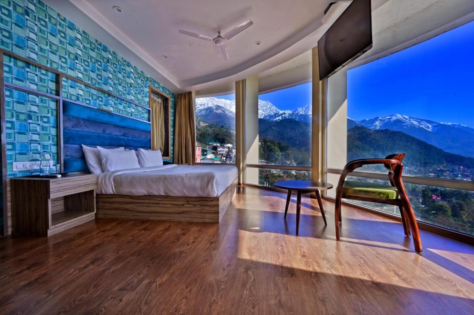 Hotel Inclover-A Peaceful Retreat Dharamshala Extérieur photo