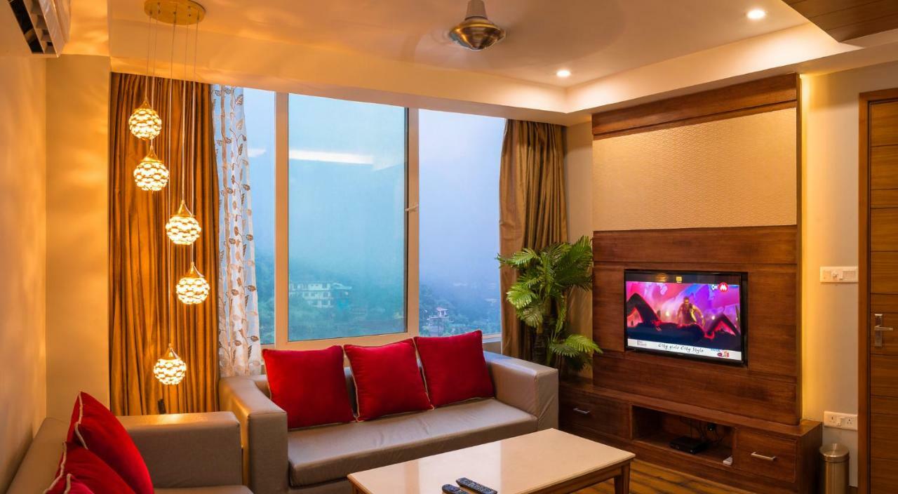 Hotel Inclover-A Peaceful Retreat Dharamshala Extérieur photo