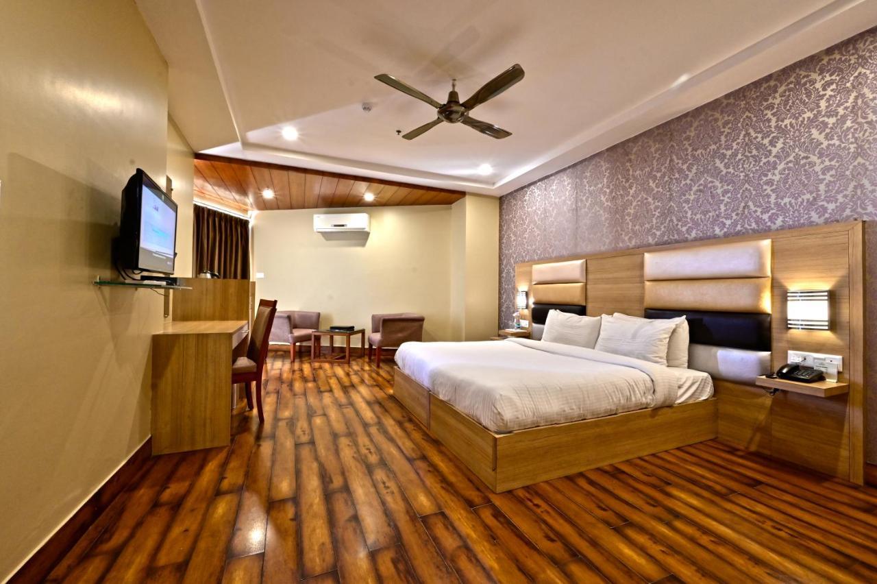 Hotel Inclover-A Peaceful Retreat Dharamshala Extérieur photo